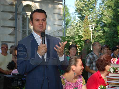 Festivitate de final de an la Gheorghe Sincai (c) eMM.ro